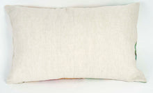 Charger l'image dans la galerie, Coussin rectangulaire en lin "Valéria"