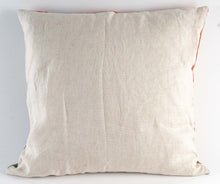 Charger l'image dans la galerie, Coussin en lin carré "Valéria"