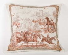 Charger l'image dans la galerie, Coussin carré en lin " Journée à la chasse"