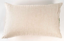 Charger l'image dans la galerie, Coussin rectangulaire en lin "Tropiques"