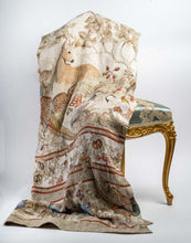 Charger l'image dans la galerie, Plaid en lin " Animaux de la forêt"