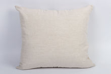 Charger l'image dans la galerie, Coussin carré en lin "Girafe"