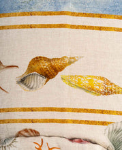 Load image into Gallery viewer, Linen throw &quot;Coquillages&quot;
