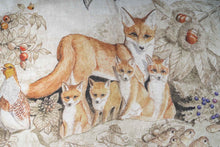 Charger l&#39;image dans la galerie, Plaid en lin &quot; Animaux de la forêt&quot;
