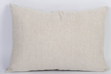 Charger l&#39;image dans la galerie, Coussin rectangulaire en lin &quot;Tortues&quot;
